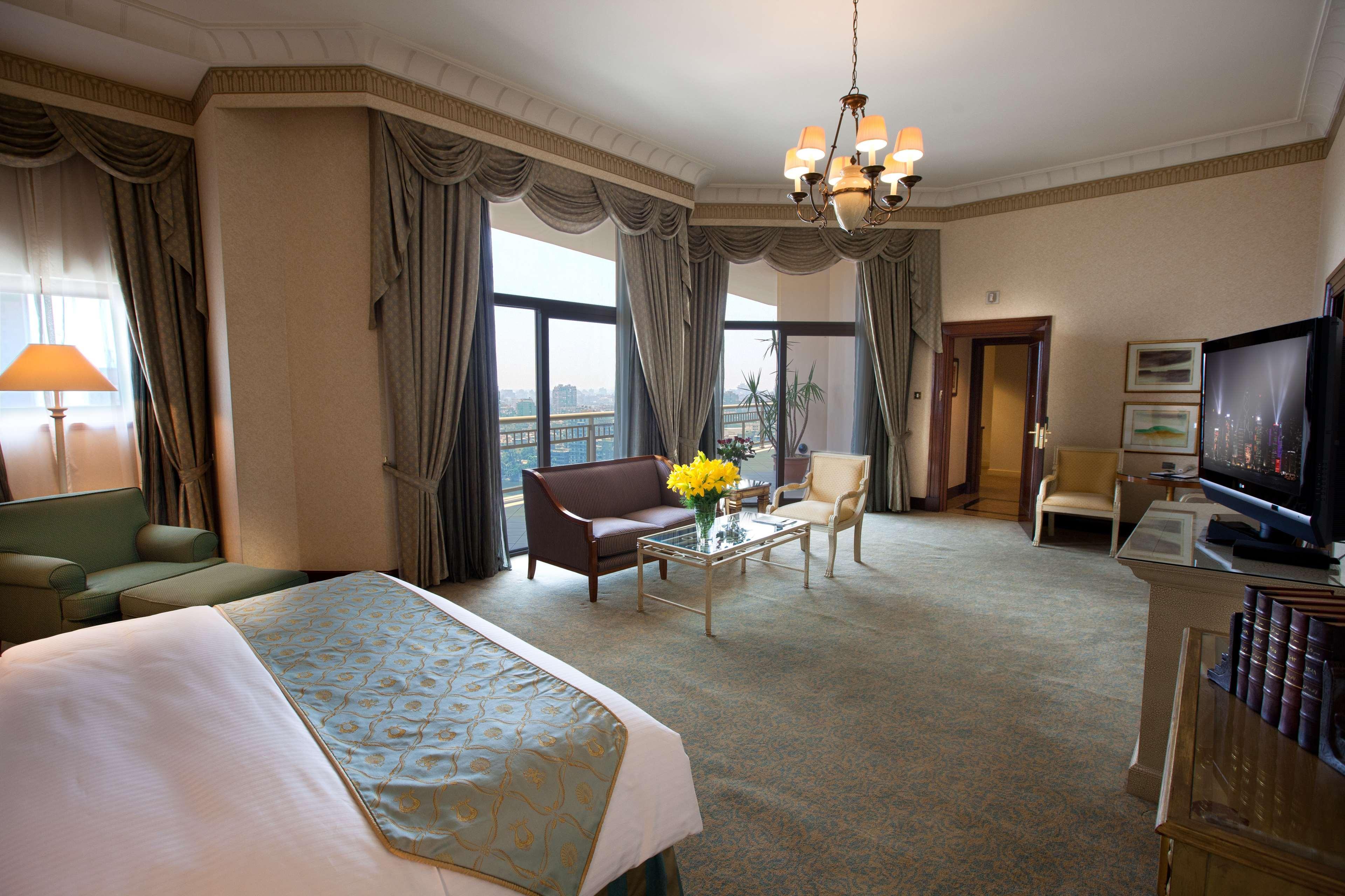 Sofitel Cairo Downtown Nile Hotel Ngoại thất bức ảnh A suite at the hotel