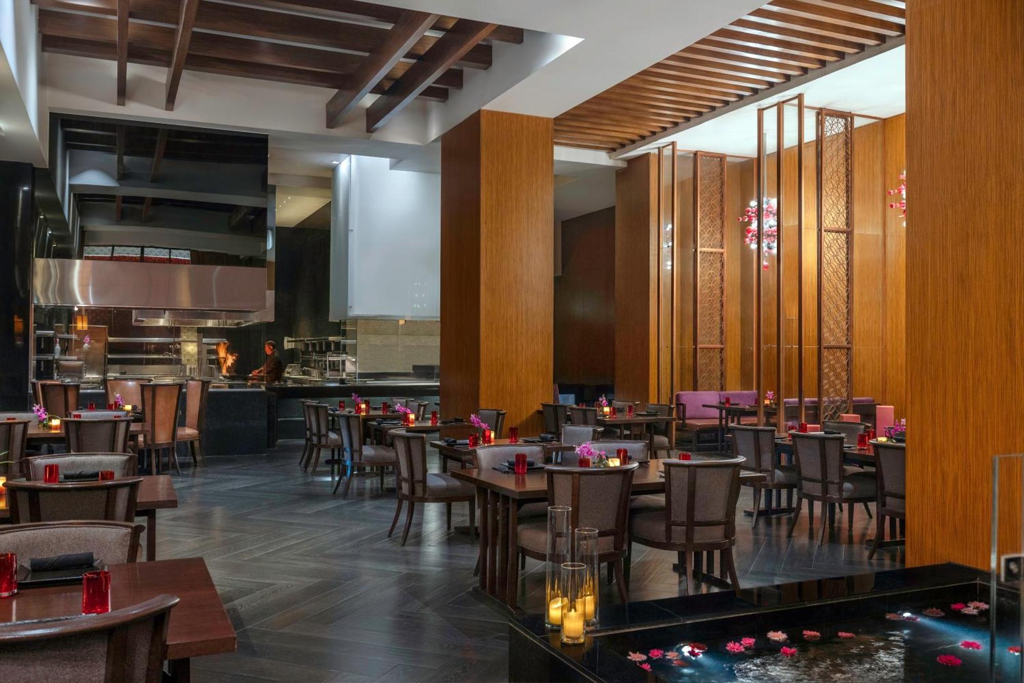 Sofitel Cairo Downtown Nile Hotel Ngoại thất bức ảnh The interior of the restaurant