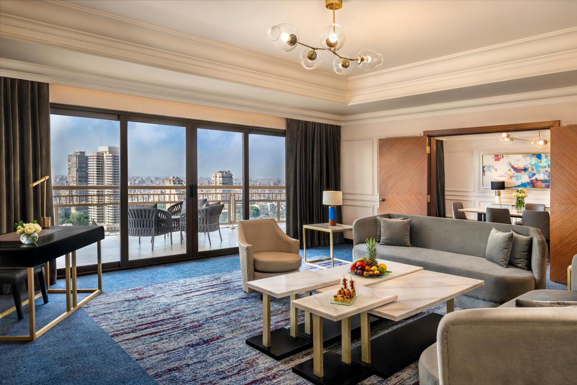 Sofitel Cairo Downtown Nile Hotel Ngoại thất bức ảnh A suite at the hotel